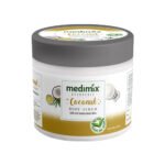 BODY SCRUB COCONUT BY MEDIMIX