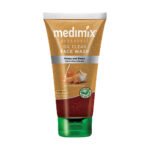 Oil Clear Face Wash By Medimix